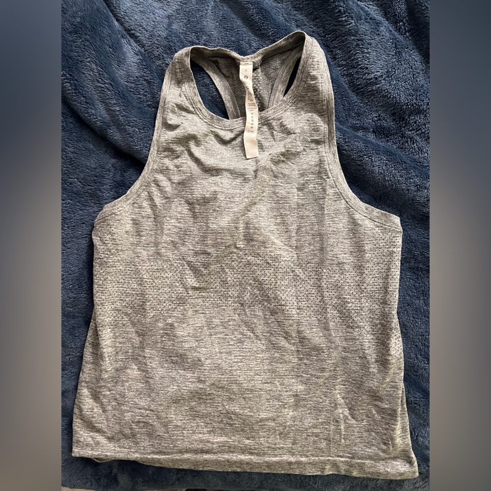 Lululemon tank